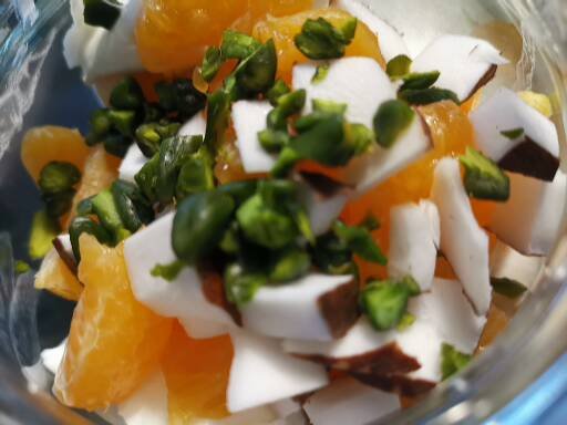 griechischer Joghurt mit Mandarine