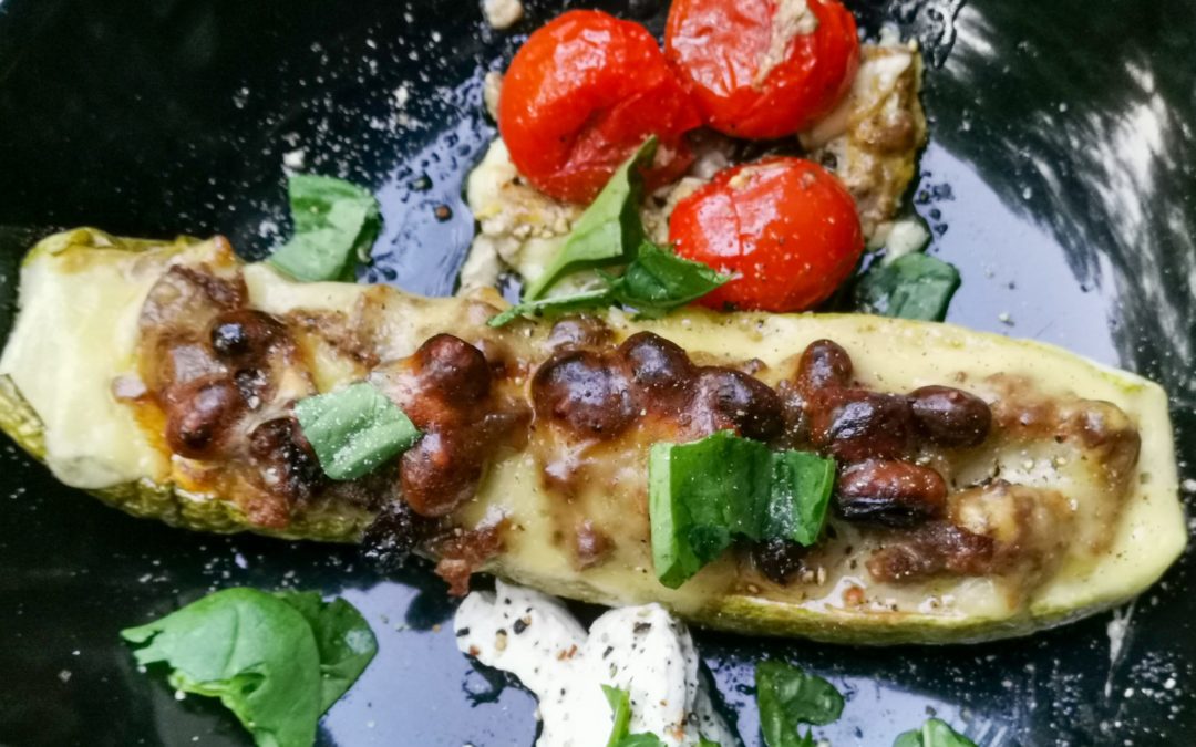 Gefüllte Zucchini mit Hackfleisch