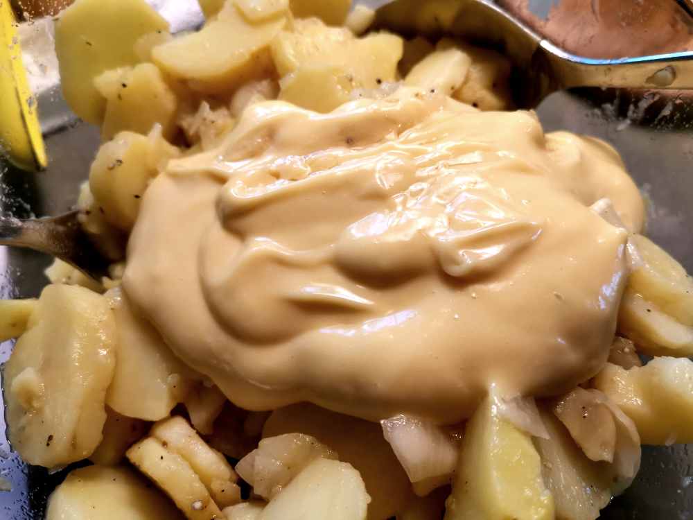 Mayonnaise-selbstgemacht-zu-Kartoffelsalat-Rezept-Karla-Gast Mayonnaise selbstgemacht zu Kartoffelsalat