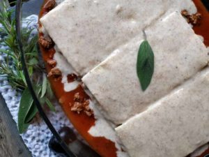 Lasagneplatten mit Bolognese und Béchamelsauce