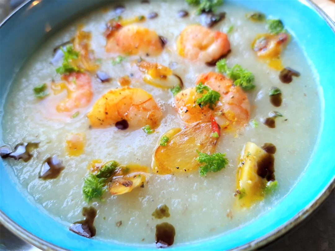 Kohlrabi Birnensuppe mit Chiligarnelen-Rezept-Karla-Gast Kohlrabisuppe mit Chiligarnelen