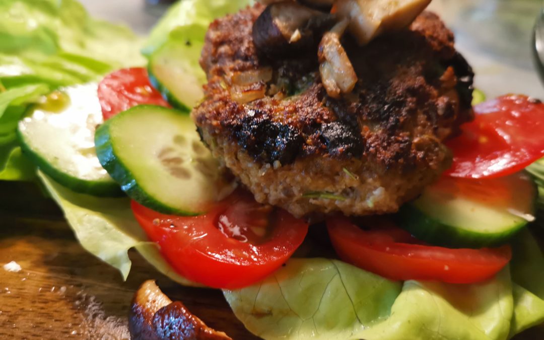 Rindfleisch-Buletten mit Rosinen